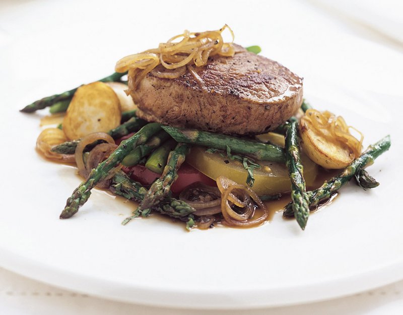 Veal Filets with tomatoes and basil