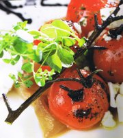 Salade de tomates cerises grilles
