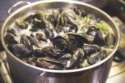 Moules  la Blanche de Qubec