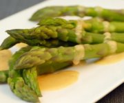 Asperges vinaigrette moutarde et miel